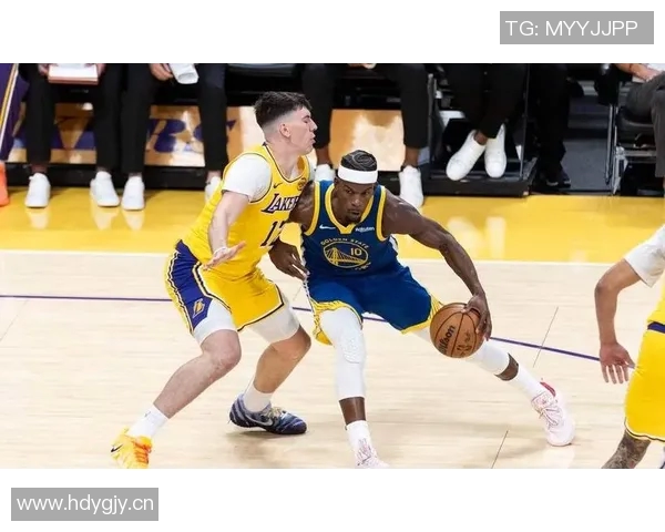 东契奇揭幕战狂砍40分成队史第三人追平科比贝勒辉煌成就