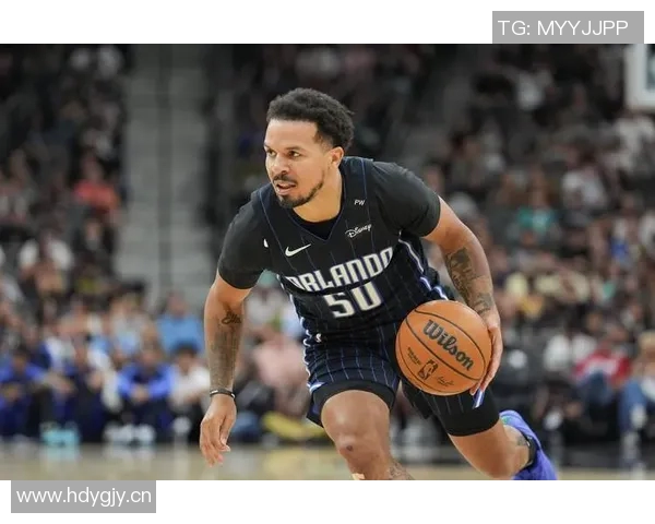 科尔安东尼分享应对场外挑战的心路历程与专注打球的决心