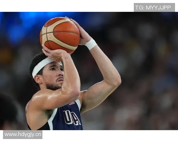 费尔顿质疑现役得分后卫实力布克是否是仅次于爱德华兹的最佳选择