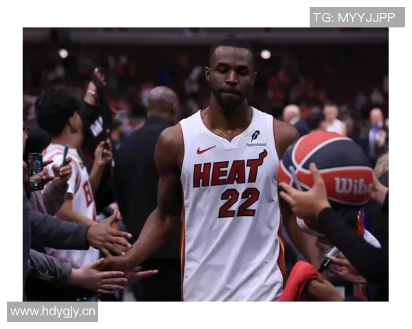 维金斯赞热火团队精神与韧性每位球员都全力以赴争取胜利 维金斯赞热火团队精神与韧性每位球员都全力以赴争取胜利