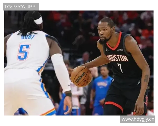 杜兰特表现平平第三节独得13分末节仅出手1次全场仅得16分并有5次失误 杜兰特表现平平第三节独得13分末节仅出手1次全场仅得16分并有5次失误