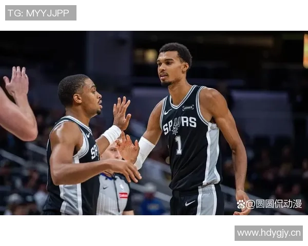 锡安全场表现引发热议0篮板9投4中贡献11分2助攻1抢断1盖帽