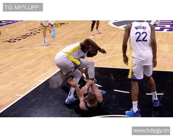 马威回应戈贝尔肘击事件称并无大碍只是被撞得喘不过气