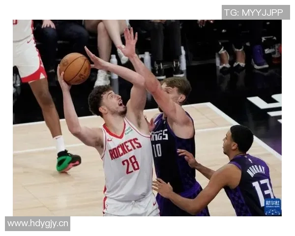 火箭双星KD与申京联手展现无差别单打实力引爆赛场