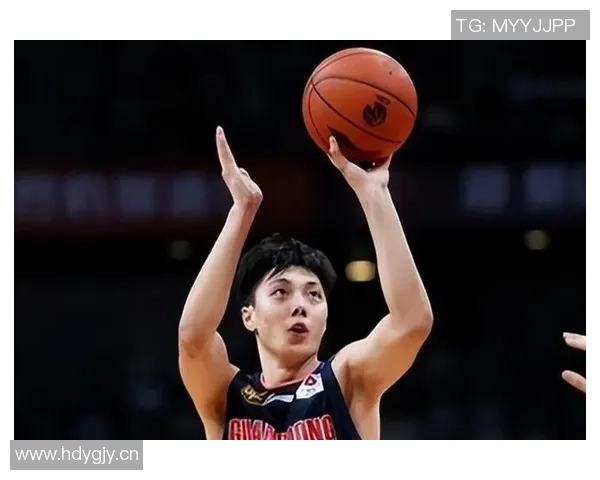 克拉克斯顿强势表现一攻一防完美配合助力球队稳住局势 克拉克斯顿强势表现一攻一防完美配合助力球队稳住局势