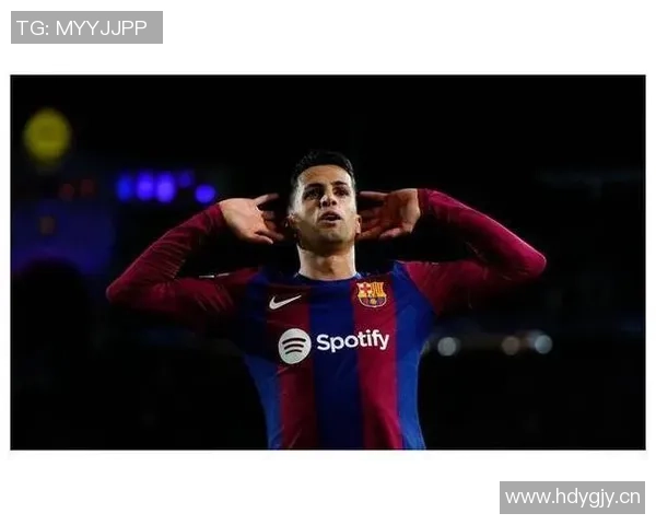 德天空报道莱万不愿在一月离开巴萨坎塞洛交易中未考虑他 德天空报道莱万不愿在一月离开巴萨坎塞洛交易中未考虑他