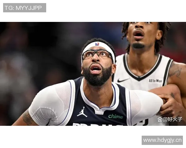 尽管努力拼搏戴维斯全场独得26分11篮板却难阻球队失利