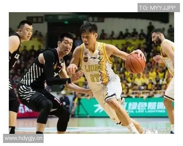 郭艾伦半场精彩表现连得7分2板展现进攻端实力与技巧