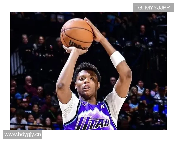 克里斯蒂谈弗拉格学习控卫角色面临的挑战与责任重担